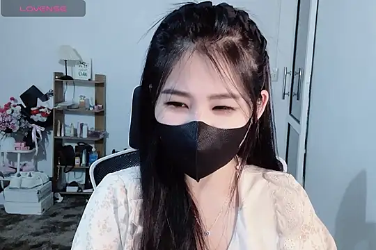 Snapshot of ___Daisy___ chatting on November 21, 7:40 am Daisy online show from November 21, 7:40 am