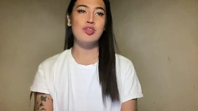 Snapshot of fallon_empress143 chatting on September 16, 9:16 pm fallon empress143 online show from September 16, 9:16 pm