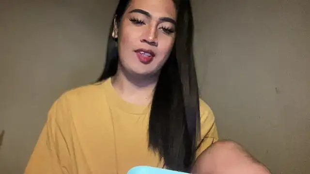 Snapshot of fallon_empress143 chatting on September 23, 1:08 am fallon empress143 online show from September 23, 1:08 am