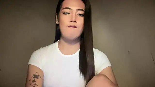 Snapshot of fallon_empress143 chatting on September 27, 12:26 am fallon empress143 online show from September 27, 12:26 am