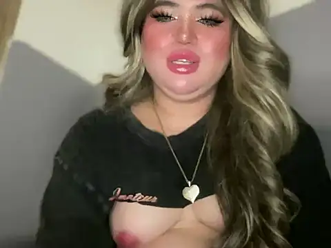 Naughtyrosecum online show from October 5, 3:43 pm