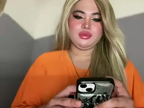 Naughtyrosecum online show from November 5, 3:17 am