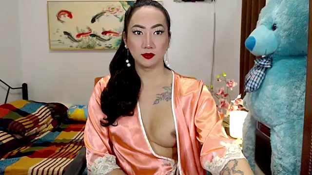 Snapshot of LovelyQueen69 chatting on September 21, 11:45 am LovelyQueen69 online show from September 21, 11:45 am