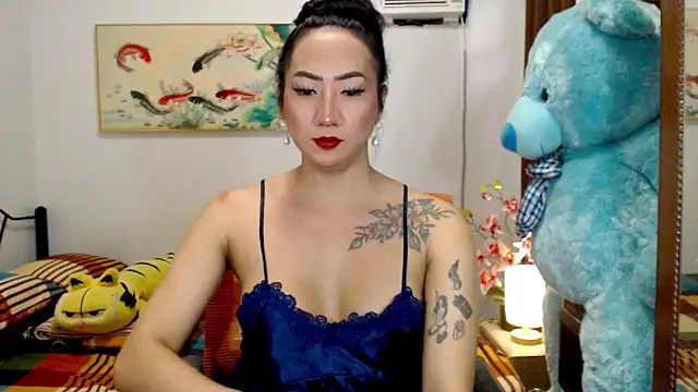 Snapshot of LovelyQueen69 chatting on October 11, 11:03 pm LovelyQueen69 online show from October 11, 11:03 pm