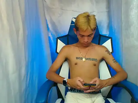 riks tyler online show from November 11, 5:24 pm