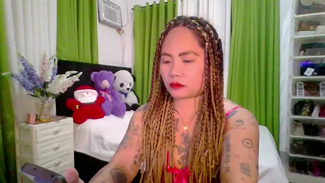 Snapshot of EstellaStarXxx chatting on November 11, 3:56 pm EstellaStarXxx online show from November 11, 3:56 pm