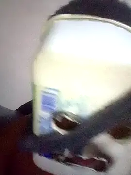 Snapshot of OnlyMoneyIwanT chatting on September 30, 9:36 am OnlyMoneyIwanT online show from September 30, 9:36 am