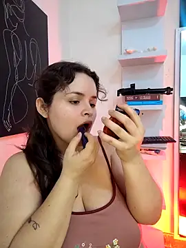 SeleneLuminari8 online show from April 10, 2:44 pm