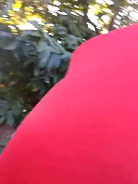 Snapshot of Sunny_cute_love chatting on December 19, 3:13 am Sunny cute love online show from December 19, 3:13 am