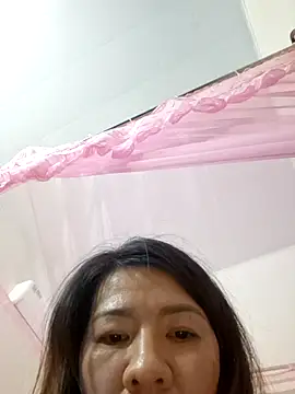 Hailey babe online show from November 2, 7:55 am