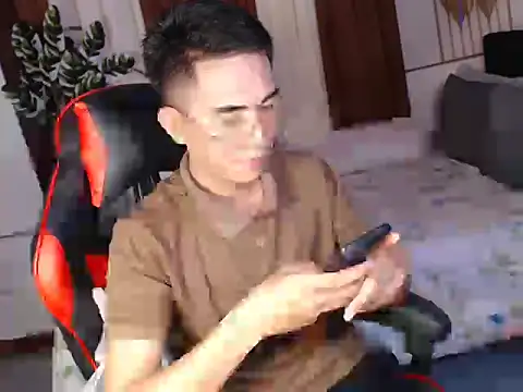 Snapshot of drinkmycumx chatting on October 17, 2:52 pm drinkmycumx online show from October 17, 2:52 pm