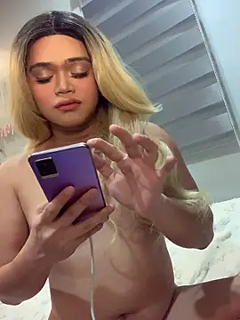 VictoriaL0ve online show from December 4, 1:53 pm