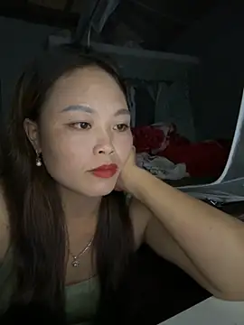 Snapshot of MychuSweet chatting on October 10, 1:32 pm MychuSweet online show from October 10, 1:32 pm