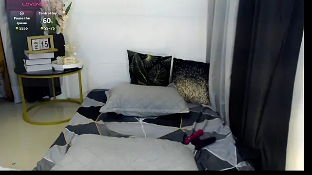 ursafehaven online show from February 15, 6:15 pm