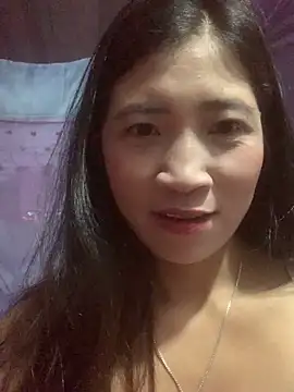 Snapshot of ThiHa003 chatting on November 12, 2:56 am ThiHa003 online show from November 12, 2:56 am