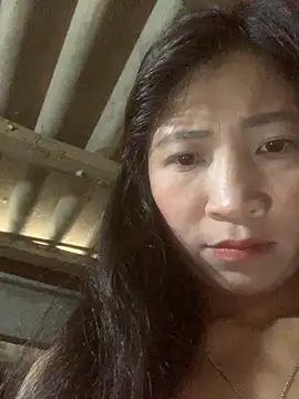 Snapshot of ThiHa003 chatting on November 16, 5:24 am ThiHa003 online show from November 16, 5:24 am