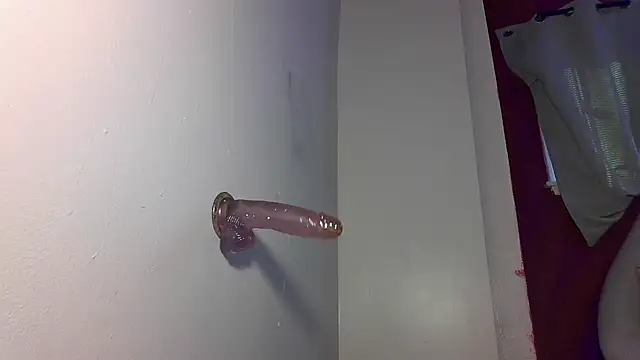 Snapshot of Cnutt310 chatting on October 17, 7:27 pm Cnutt310 online show from October 17, 7:27 pm