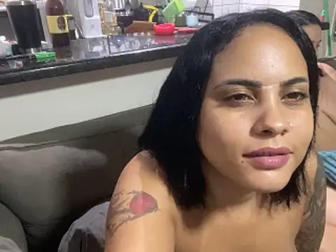 Snapshot of prado_bianca chatting on December 16, 12:48 am prado bianca online show from December 16, 12:48 am