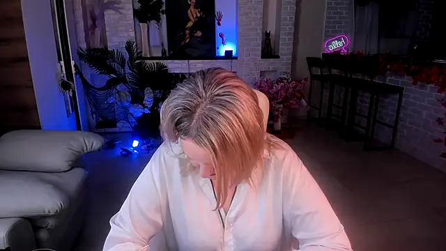 MariemLui online show from November 1, 3:58 pm