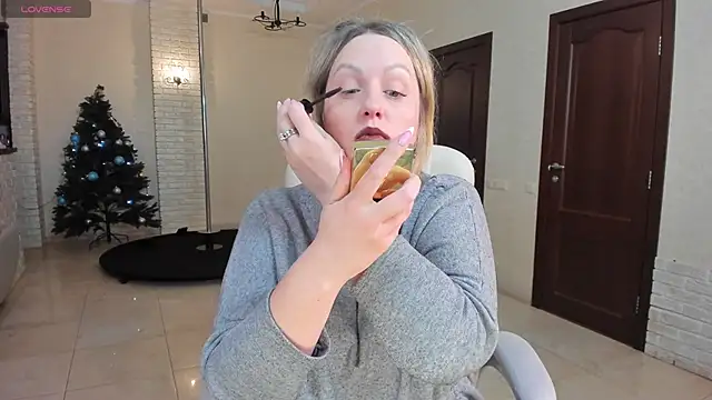 MariemLui online show from January 13, 1:49 pm