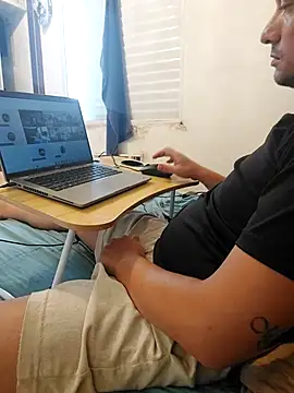 Snapshot of jeff_pepoer chatting on January 8, 1:02 pm jeff pepoer online show from January 8, 1:02 pm