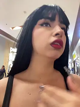 Snapshot of RosseMelody chatting on October 15, 10:43 pm RosseMelody online show from October 15, 10:43 pm