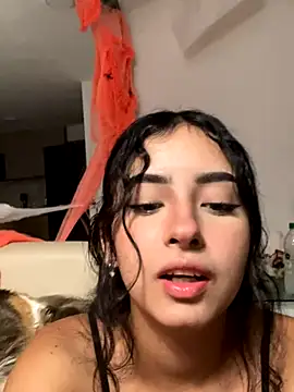 Snapshot of RosseMelody chatting on October 23, 4:56 am RosseMelody online show from October 23, 4:56 am