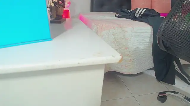 BarbaraGil1 online show from March 20, 3:11 am