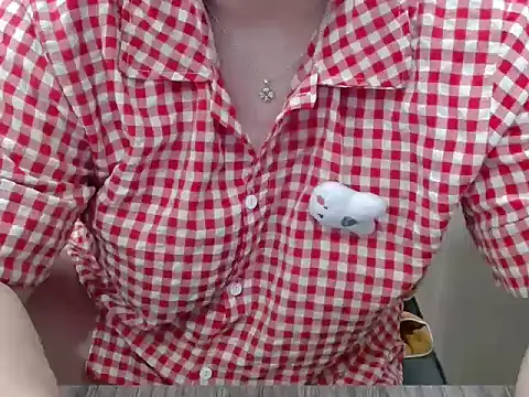 Snapshot of Zhi__2k6 chatting on October 1, 4:57 pm Zhi 2k6 online show from October 1, 4:57 pm