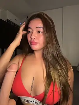 Snapshot of urasianlady chatting on December 16, 4:56 pm urasianlady online show from December 16, 4:56 pm