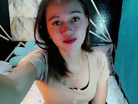 urgirl mikah online show from December 4, 5:17 am