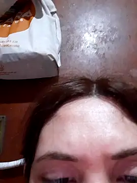 Snapshot of Tudiablita21 chatting on October 31, 11:06 pm Tudiablita21 online show from October 31, 11:06 pm