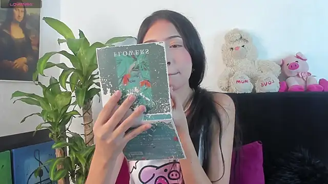 Snapshot of Britney_Rose chatting on September 12, 1:17 am Britney Rose online show from September 12, 1:17 am