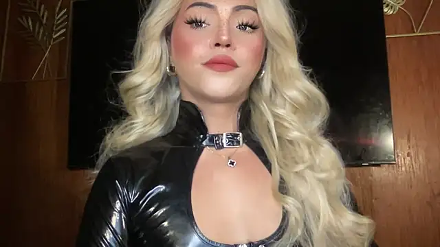 calimonroe online show from November 26, 9:16 pm