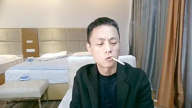 Snapshot of Tsia-Die chatting on November 4, 3:16 am Tsia-Die online show from November 4, 3:16 am