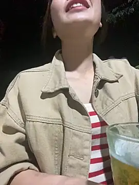 Snapshot of Ri210 chatting on October 21, 4:08 pm Ri210 online show from October 21, 4:08 pm