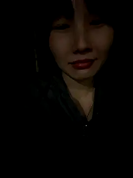 Snapshot of Ri210 chatting on November 12, 3:23 pm Ri210 online show from November 12, 3:23 pm