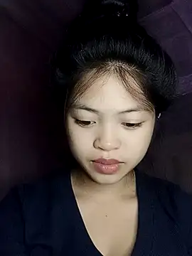 Thy00   online show from November 12, 4:02 am