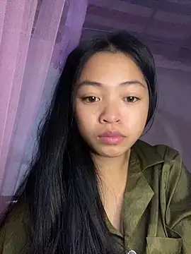 Thy00   online show from February 12, 3:07 pm