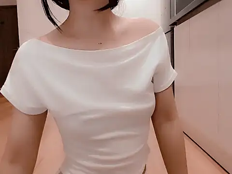 Snapshot of Tea_Mei chatting on November 1, 11:34 am Tea Mei online show from November 1, 11:34 am