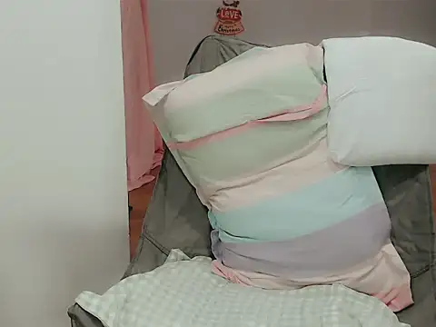 Tea Mei online show from February 2, 11:42 am