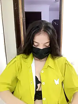 Snapshot of Cute_Rakhi8 chatting on October 1, 3:56 am Cute Rakhi8 online show from October 1, 3:56 am
