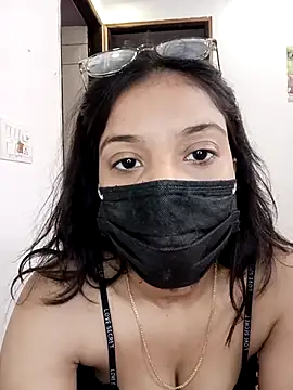 Snapshot of Cute_Rakhi8 chatting on December 1, 5:01 am Cute Rakhi8 online show from December 1, 5:01 am