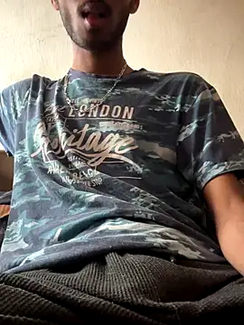 Snapshot of hoegupta chatting on September 17, 9:22 am hoegupta online show from September 17, 9:22 am