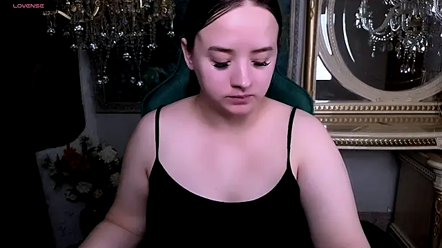 LaraBenson  online show from September 20, 10:16 am