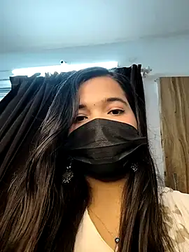 Snapshot of luv_johrrra chatting on September 28, 6:30 am luv johrrra online show from September 28, 6:30 am