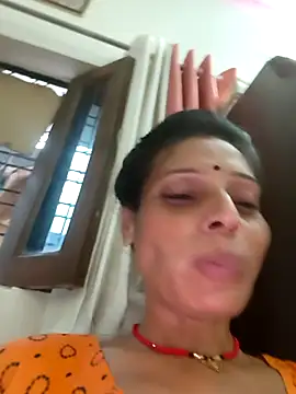 ISHANI-SINGH online show from September 19, 12:28 pm