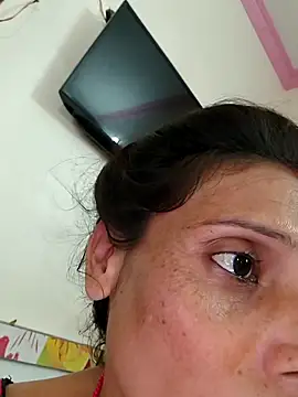 Snapshot of ISHANI-SINGH chatting on September 25, 3:43 am ISHANI-SINGH online show from September 25, 3:43 am