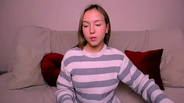 CindySparkl online show from April 11, 5:34 am