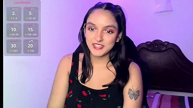 Snapshot of Ari_20_ chatting on October 30, 12:34 am Ari 20 online show from October 30, 12:34 am